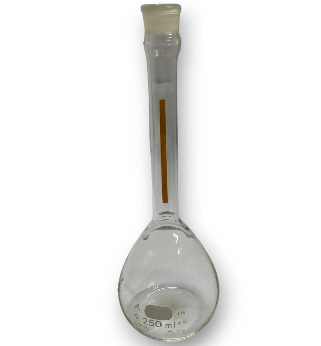 Matraz volumétrico "Tipo A" Banda roja contraste.